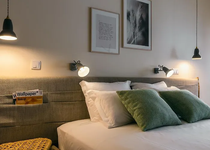 Three House Hotel 4*