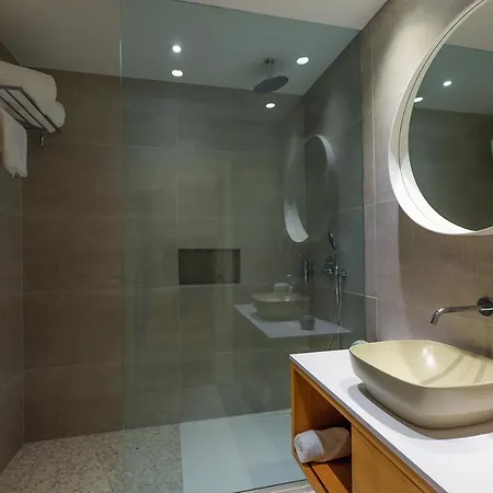 Three House Hotel Funchal (Madeira)